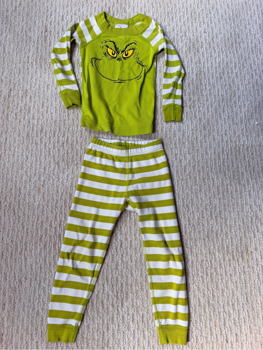 Hanna Andersson Grinch Pajama Set